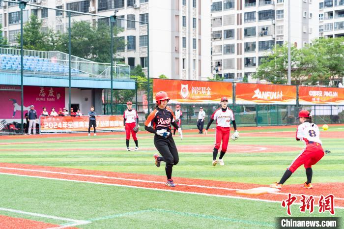 2024年全国青年女子垒球锦标赛在福建连城揭幕并