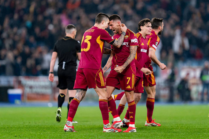 意甲争四白热化 科莫尤文罗马亚特兰大四强争夺