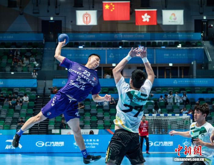 江苏队逆转广东队取首胜 全运会手球预赛揭幕战