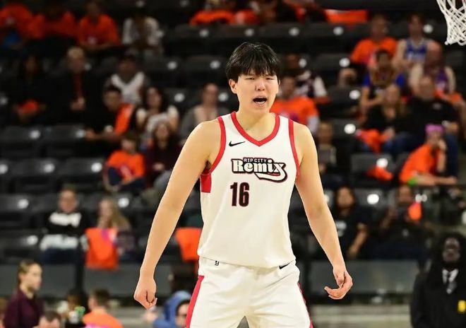 杨瀚森发展联盟首秀高效砍20+9+5 联盟官方晒照盛