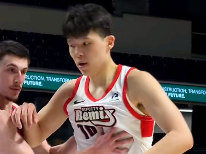 杨瀚森发展联盟首秀高效砍20+9+5 联盟官方晒照盛