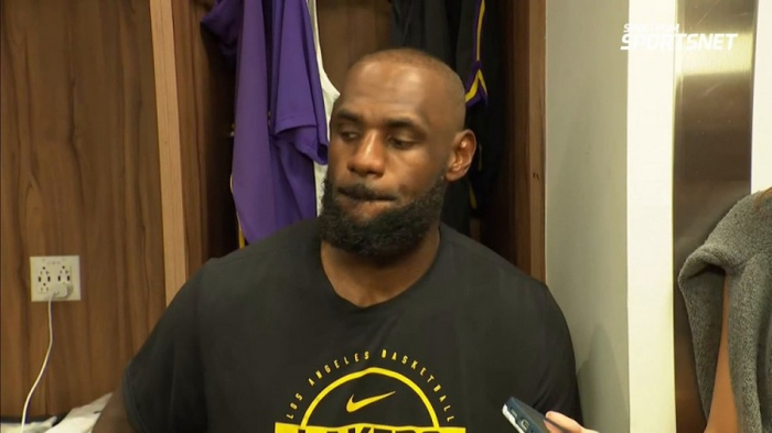 詹姆斯父子创历史纪录 湖人客场大胜勇士终结三