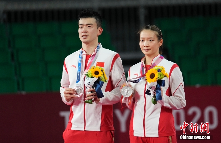 郑思维黄雅琼重返世界第一 突破东京失利低谷再