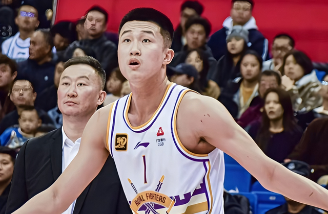 孟子凯16场未出场引争议，