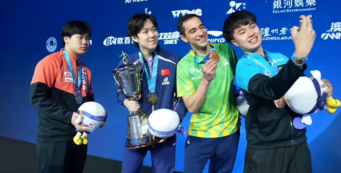 王楚钦逆转松岛辉空首夺世界杯单打冠军 日将怒