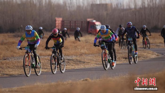首届贺兰山东麓山地自行车挑战赛圆满落幕 王鹏